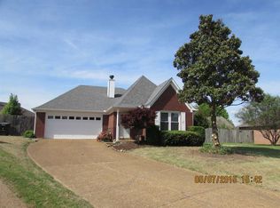 1182 Barn Swallow Ln, Collierville, TN 38017
