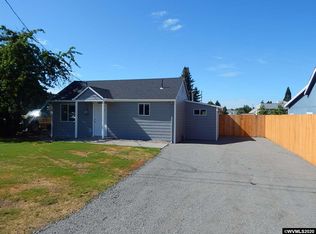 731 W B St, Lebanon, OR 97355