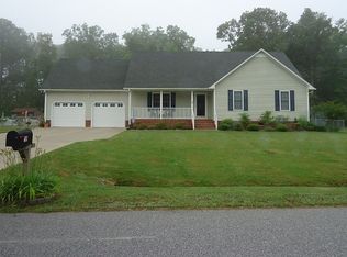 106 Danielle Dr, Elizabeth City, NC 27909