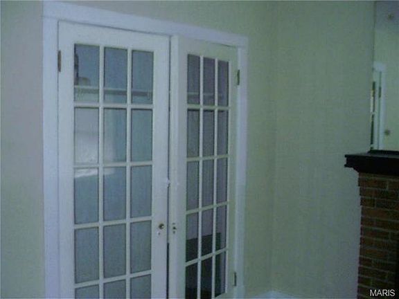 3rd image of 4654 Loughborough Ave