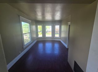 1031 Washington Ave, Racine, WI 53403