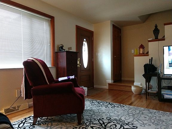 3rd image of 3290 Harry Lee Ln