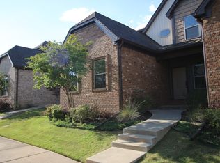21 Farrah Ln, Little Rock, AR 72223