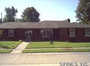 5th image of 2328 Zippel Ave