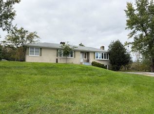 3239 Windy Heights Ln, Harrisonburg, VA 22802