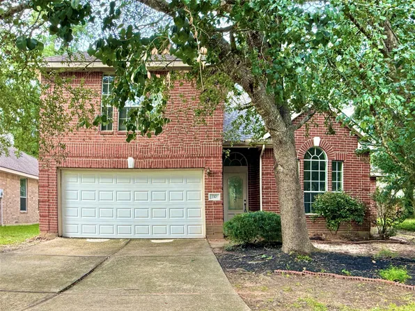 110 S Merryweather Cir, Conroe, TX 77384