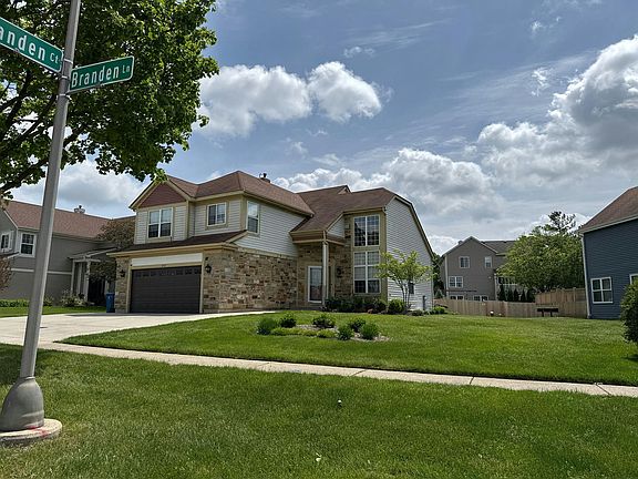 2nd image of 1339 Branden Ln