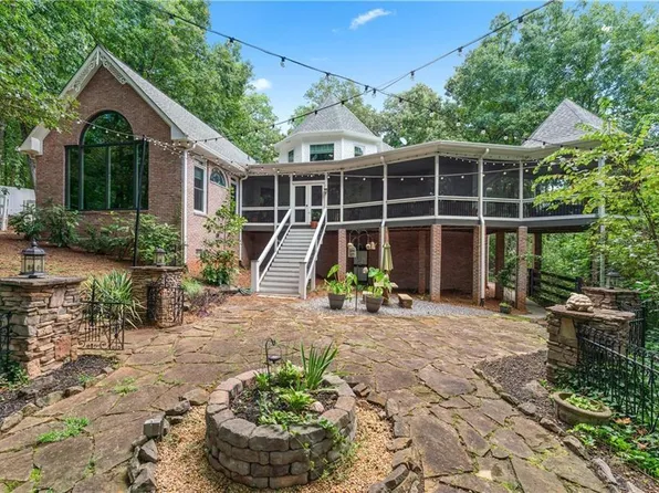 3978 Devonshire Dr, Marietta, GA 30066