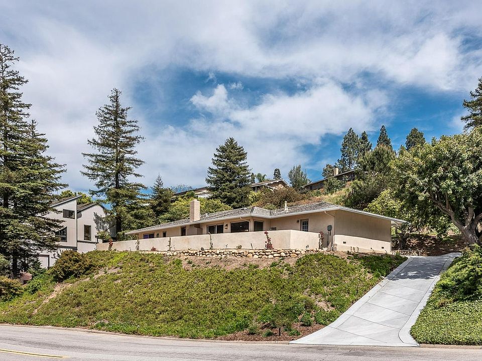 1st image of 986 Deseo Ave
