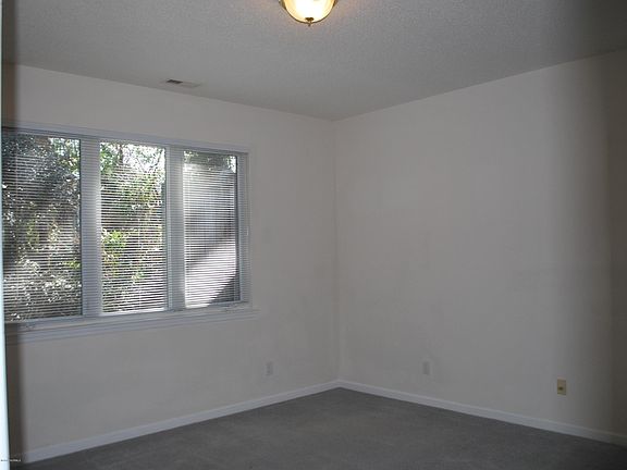 5th image of 292 Bonnet Way SE