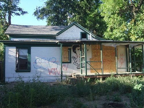 2nd image of 640 Pomona Ave