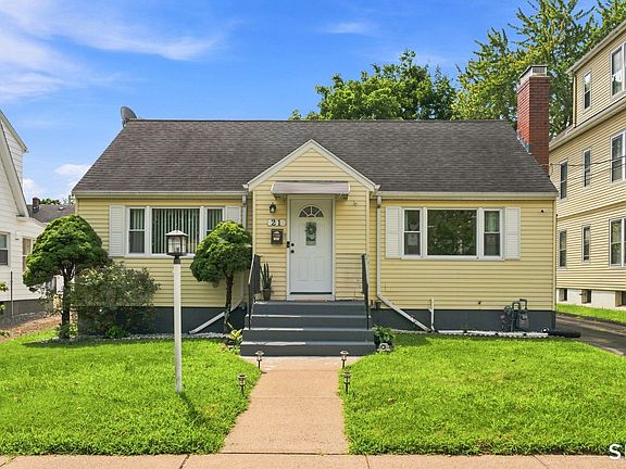 2nd image of 21 Cromwell Street