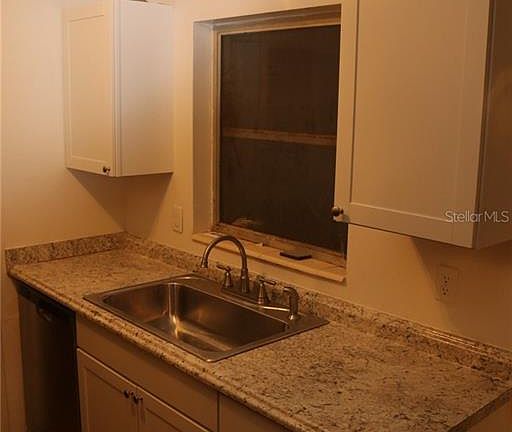 5th image of 3811 Buckeye Cir