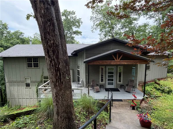 330 County Road 102 Rd, Eureka Springs, AR 72632