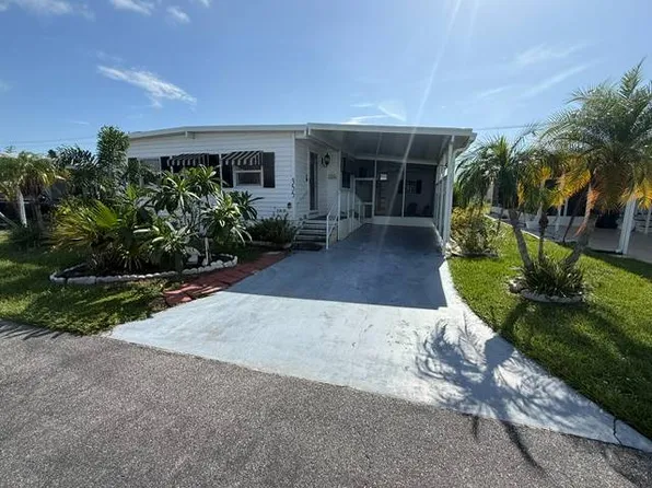 355 Jacaranda Cir, Venice, FL 34285