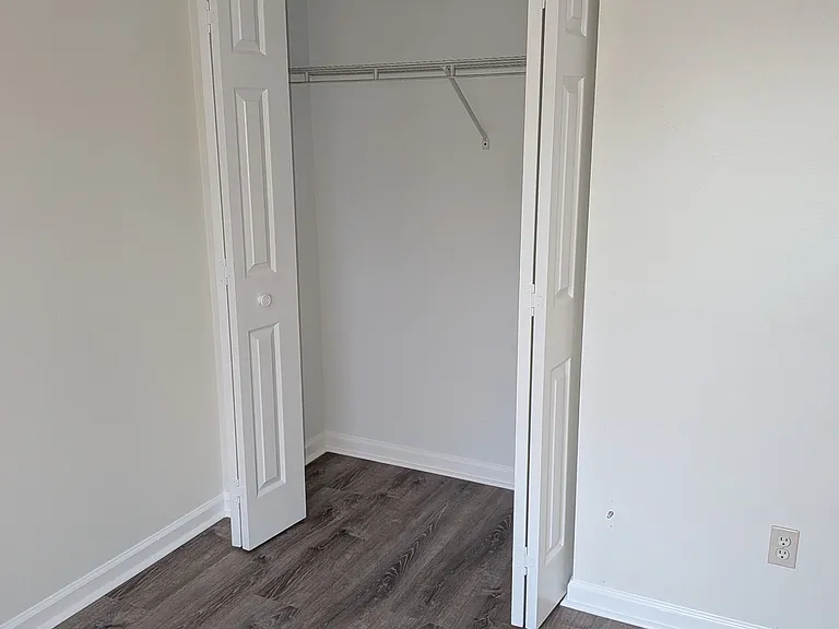1613 Loghill Pl — Photo 26