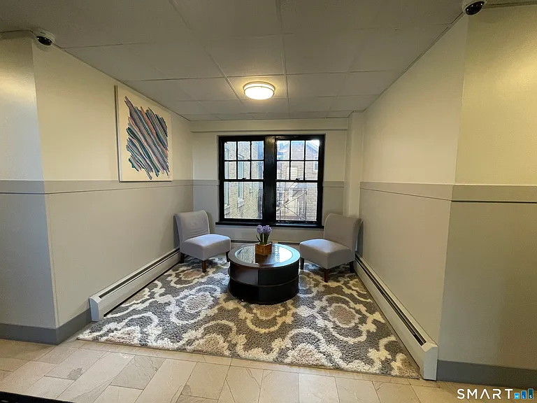 213 Golden Hill St #6F — Photo 4