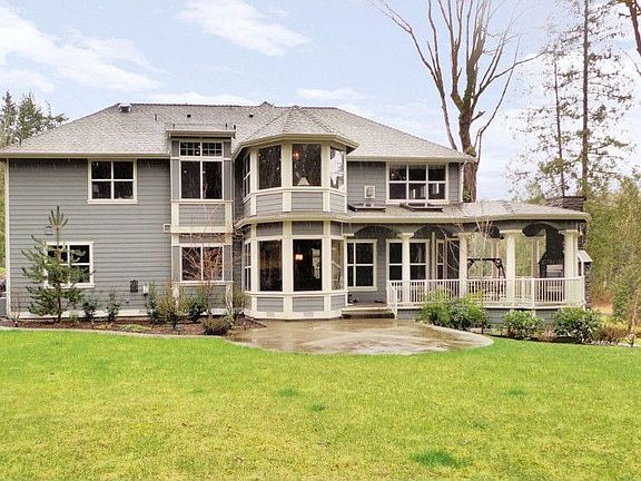 2nd image of 3946 Pennant Ct NW