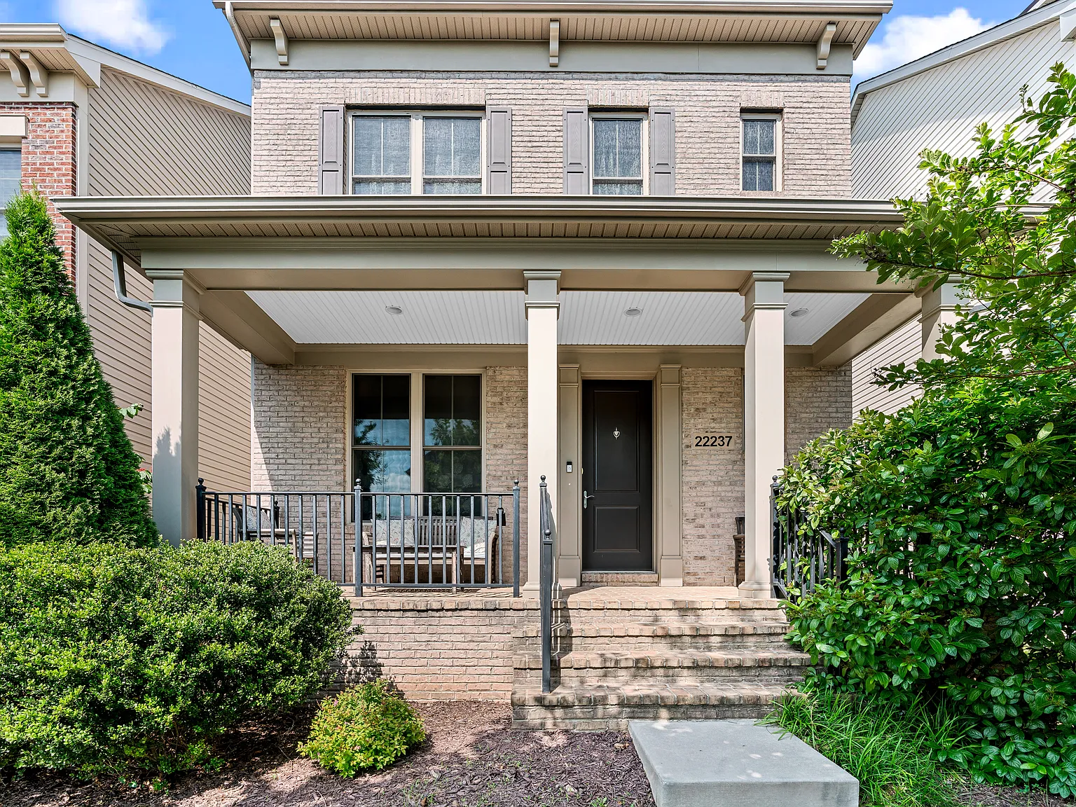 3 bed, 3400 sqft, $4,000 — Photo 1