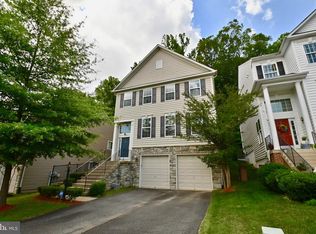 3393 Eagle Ridge Dr, Woodbridge, VA 22191