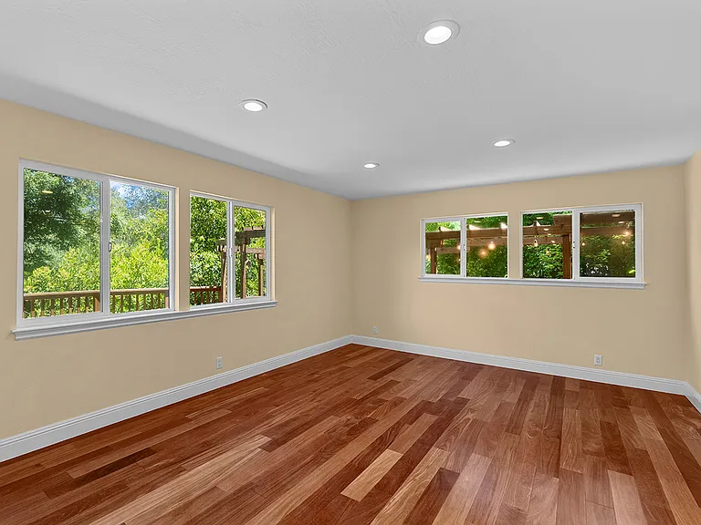12 White Oak Dr — Photo 30