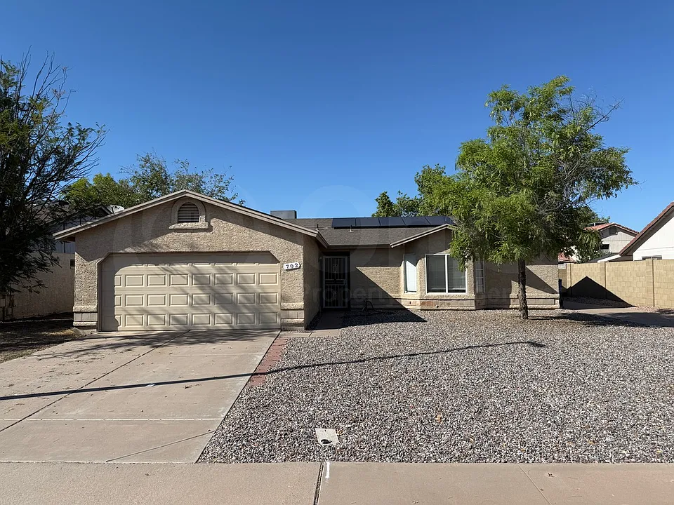 702 E Appaloosa Rd