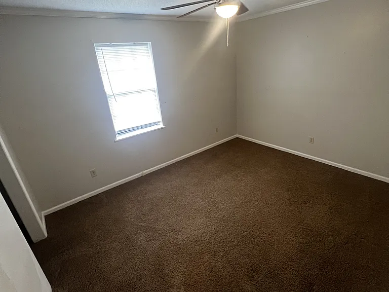 716 Verdant Dr #1 — Photo 7