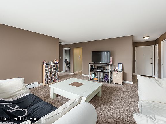 3rd image of 9540 Mayfield Ave #206