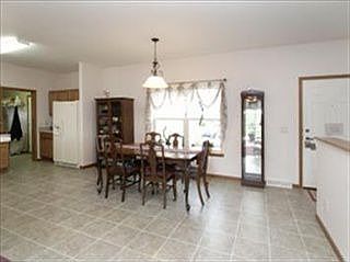 5th image of 24041 Brownstone Blvd