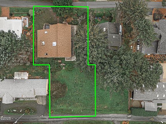 3rd image of 327 Lemwick Ln