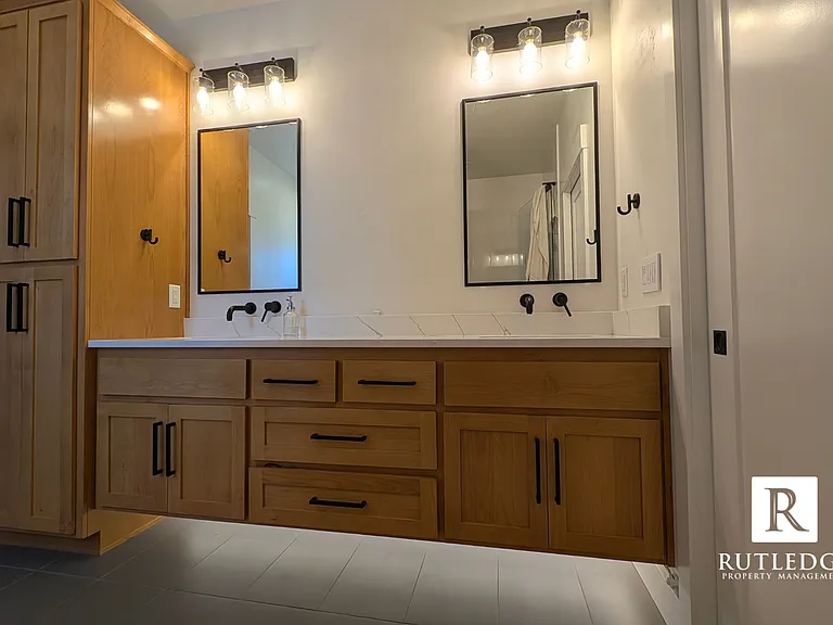 3282 Sky Way — Photo 15