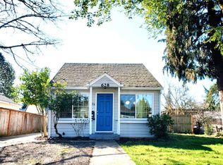 628 SE Walnut St, Hillsboro, OR