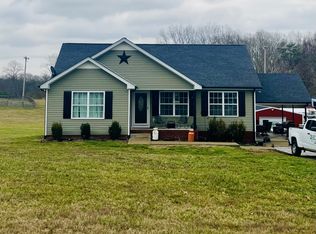 1049 Newton Rd, Burns, TN 37029