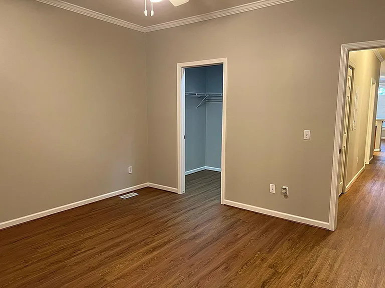 106B Berkley St — Photo 16