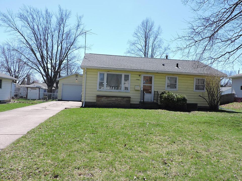 1st image of 1906 Bourland Ave