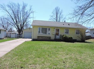 1906 Bourland Ave, Waterloo, IA 50702