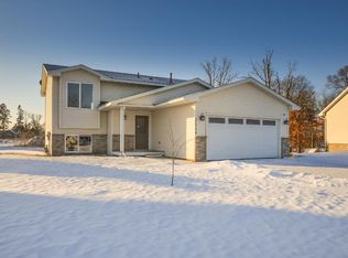 25724 11th St W, Zimmerman, MN 55398
