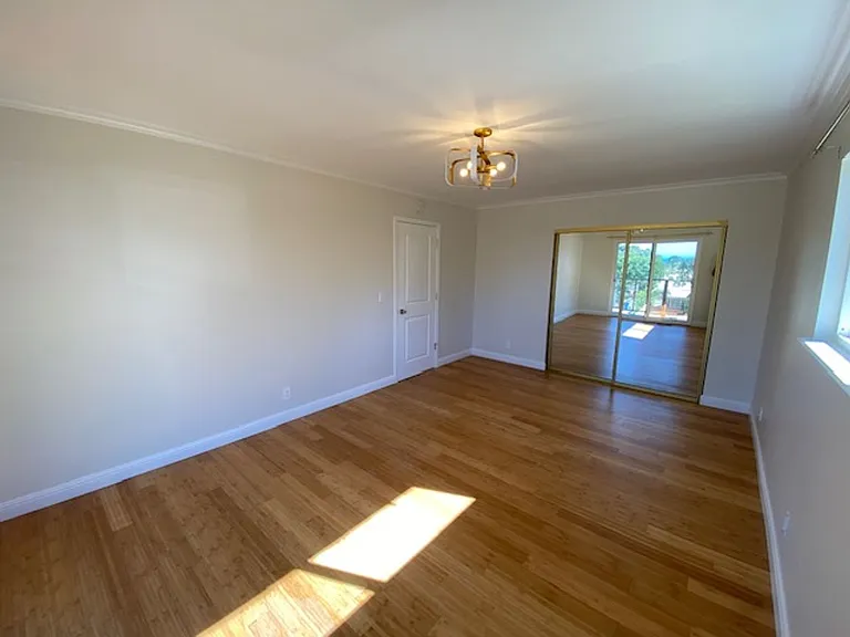 2121 David Ave — Photo 41