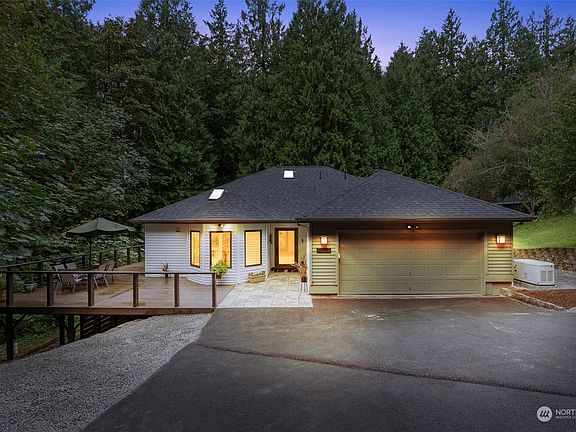2nd image of 11819 198th Avenue SE