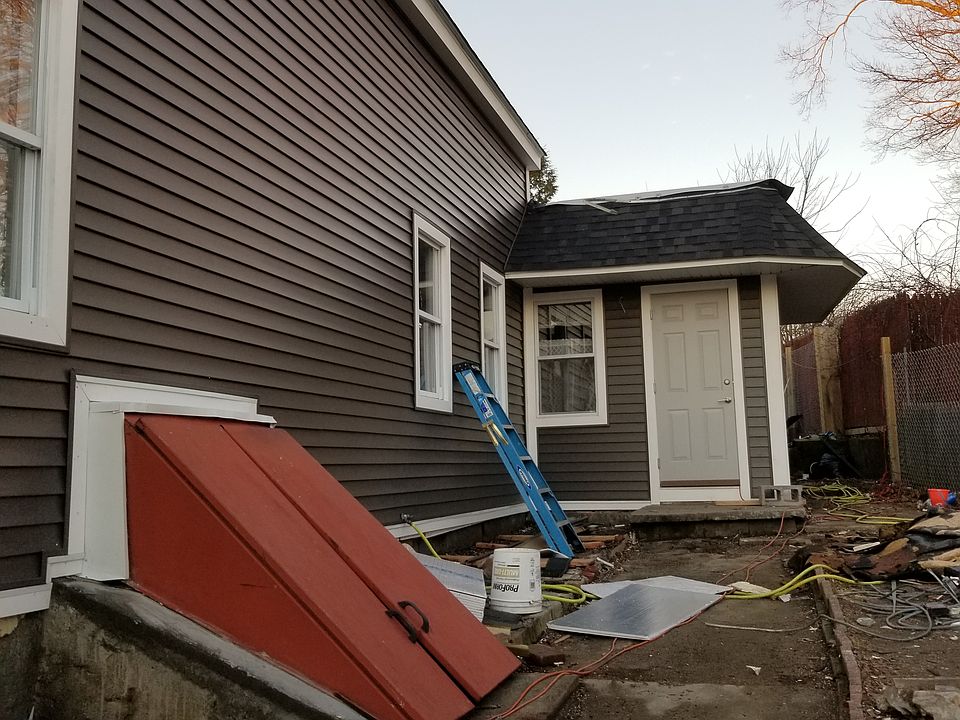 2nd image of 77 Blackhall St