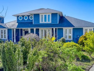 1559 Ocean View Ln, Point Roberts, WA, 98281