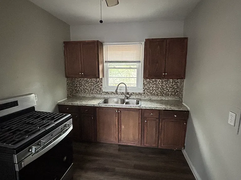 1833 Austell Rd SW — Photo 8