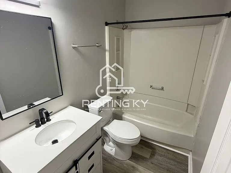 3308 Valhalla Dr — Photo 5