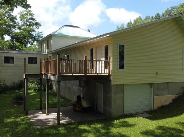 S1664 Farra Rd, La Valle, WI 53941