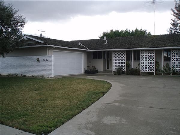 1st image of 3084 Aspen Dr