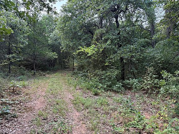 3rd image of 8000 Wister Ln
