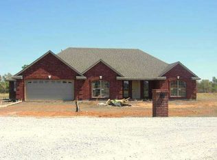 86 Mountain Ridge Dr, Lawton, OK 73507