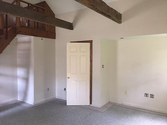 3rd image of 9 Stony Brook Ave