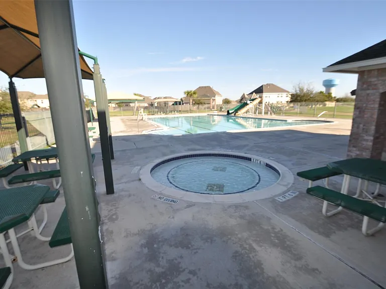 2905 Summer Cape Ct — Photo 43