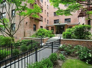 51 White Oak St APT 1H, New Rochelle, NY